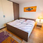Apartmán Relaxing Retreat With Hot Tub In - Three Bedroom *