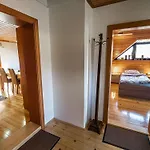 Relaxing Retreat With Hot Tub In - Three Bedroom Apartmán Sevnica