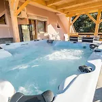 Apartmán Relaxing Retreat With Hot Tub In - Three Bedroom Sevnica