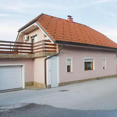 Relaxing Retreat With Hot Tub In - Three Bedroom * Sevnica